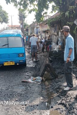 Kegiatan Jumsih  Bersama Camat Dramaga Forkopincam Jalan Ciherang Raya 