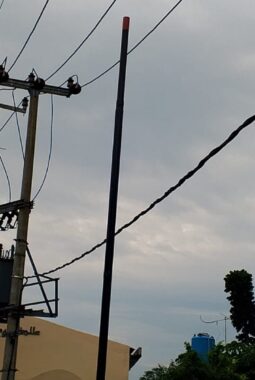 Pemasangan Tiang Jalur Wi – Fi My Republik Diduga Tanpa Izin Hanya Memanfaatkan Ketua Lingkungan